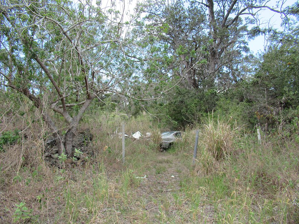 2nd image of Tiki Ln Lot 19
