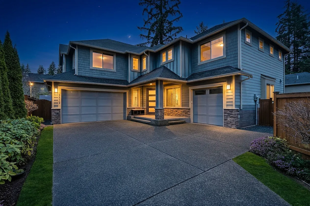 2313 242nd Pl SW — Photo 2