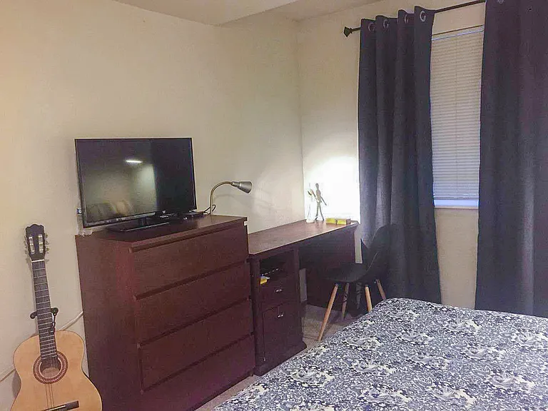 bedroom #1