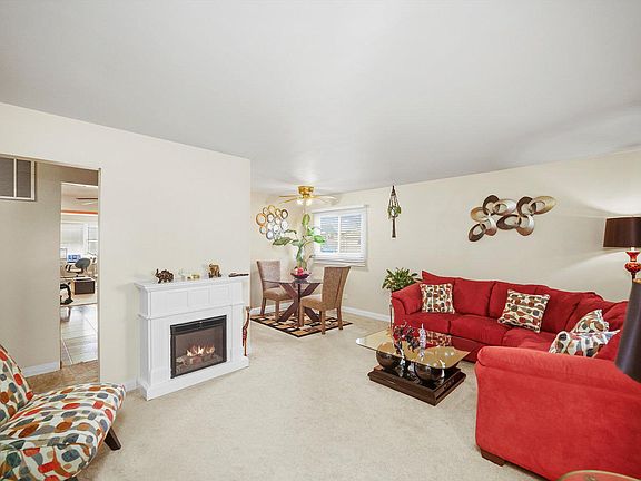 3rd image of 1440 Forest Pl