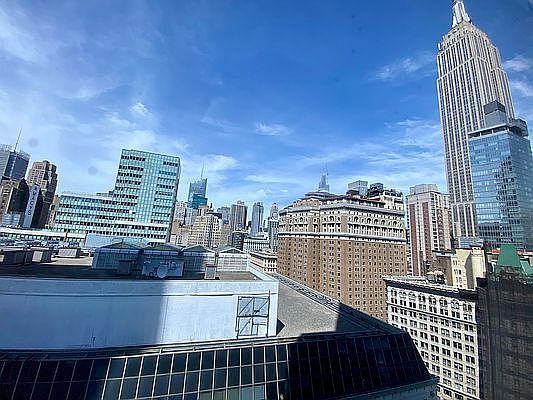 4th image of 885 6th Ave #22G
