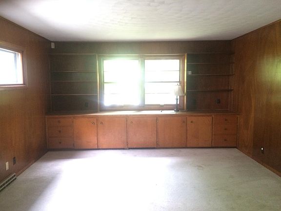 Large family room