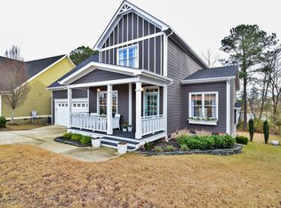 1672 Lake Glen Dr, Fuquay Varina, NC 27526