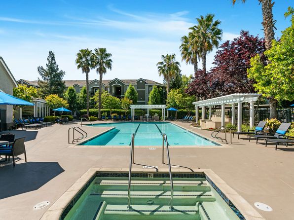 3663 Solano Ave APT 136