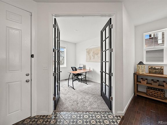 4th image of 3922 White Rose Street