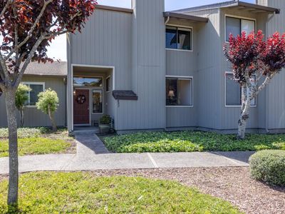 802 Brentwood Ct, Pacific Grove, CA, 93950