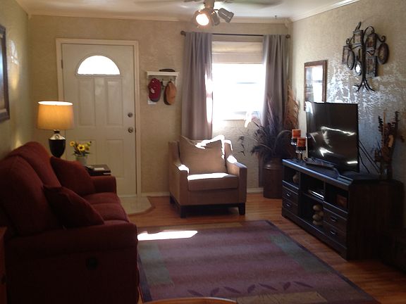 4th image of 1007 Dogwood Ln