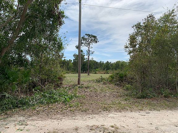 4th image of 5599 Little House Ln