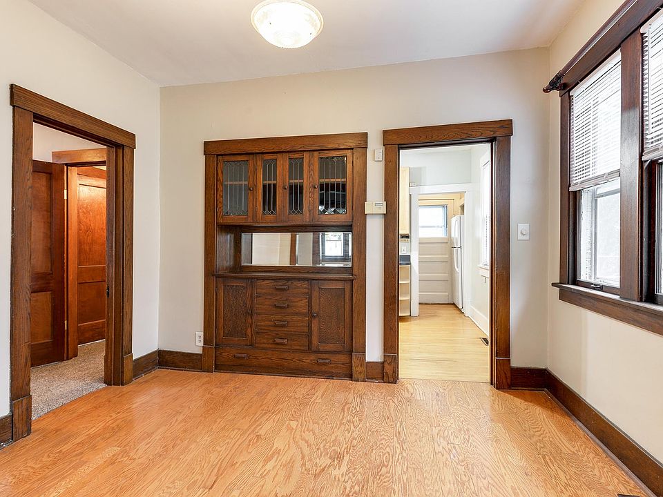 1st image of 1789 James Ave