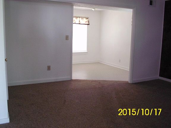 4th image of 111 Frances Dr
