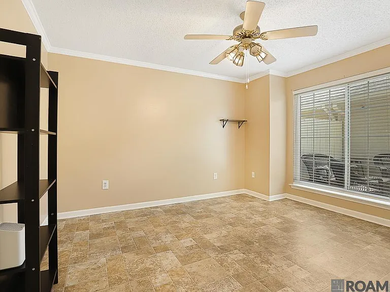 12417 Coursey Blvd — Photo 14