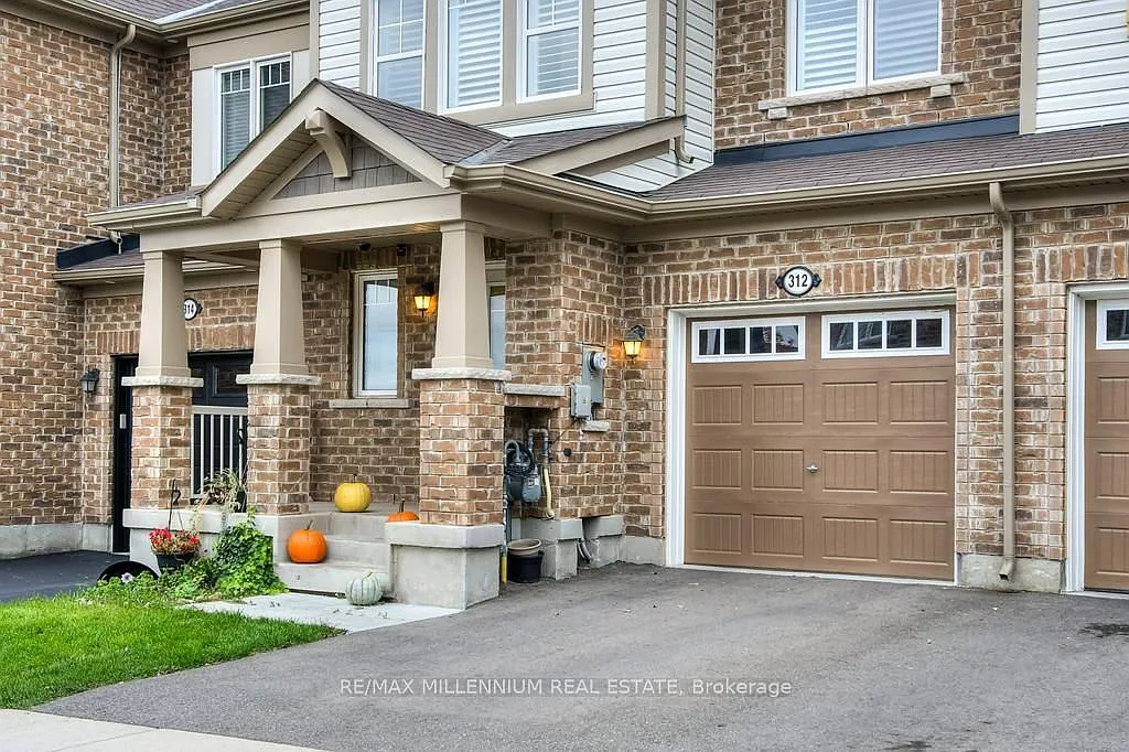 3 bed, $3,200 — Photo 2