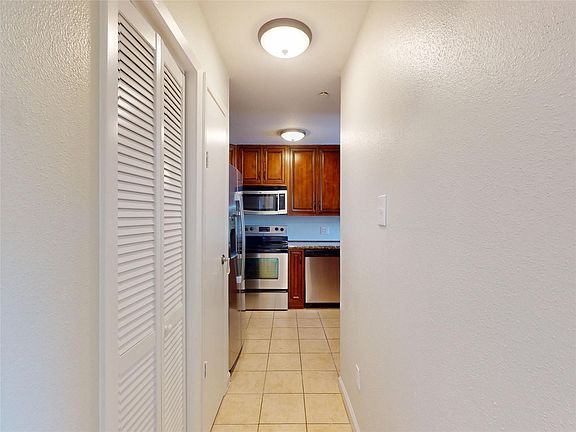 5th image of 793 Davis Rd Unit 111