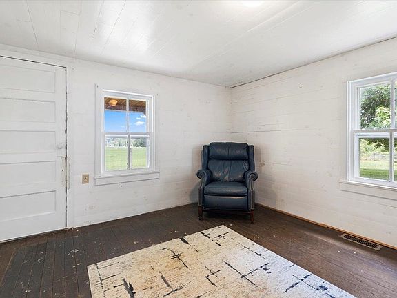 5th image of 4343 Indian Valley Rd NW