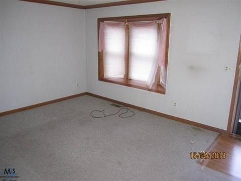 3rd image of 37299 Charter Oaks Blvd