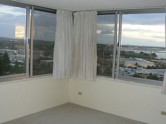 2nd image of 98-288 Kaonohi St APT 1103