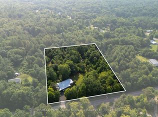 28 Black Rd, Seguin, ON P2A0B2