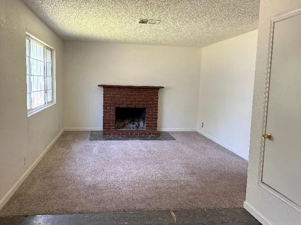2112 Conant Ave, Modesto, CA 95350