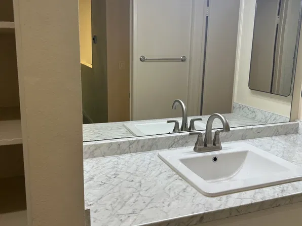 1625 Hotel Cir S Unit C210, San Diego, CA 92108