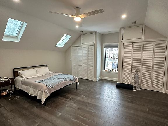 4th image of 106 Elm St #2