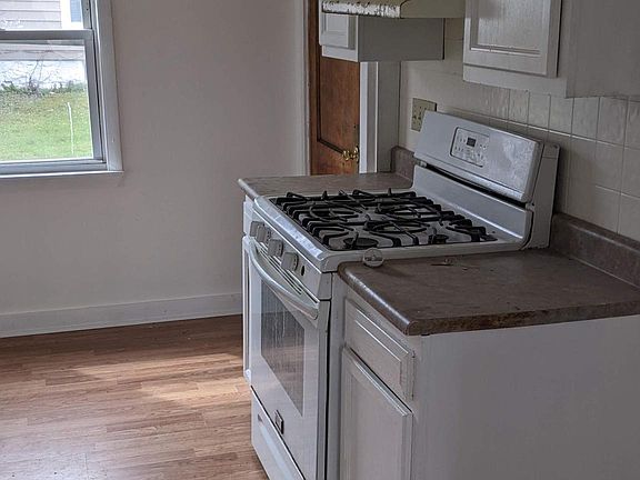 5th image of 217 W Brighton Ave