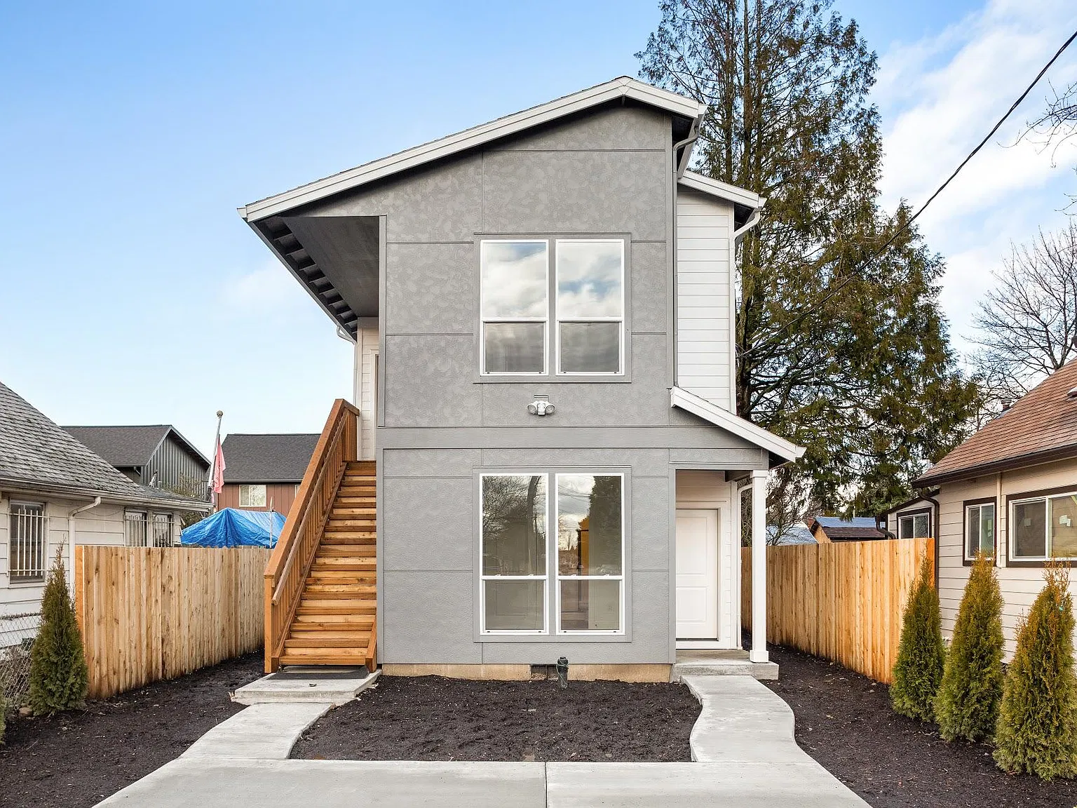 3 bed, 1296 sqft, $2,170 — Photo 1