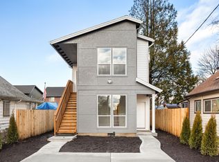8589 SE Insley St, Portland, OR 97266
