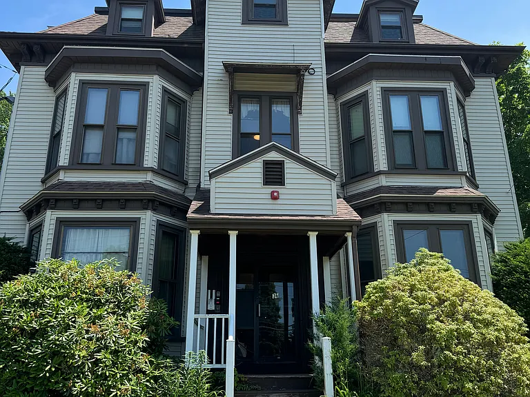 36 Pond St #6 — Photo 1