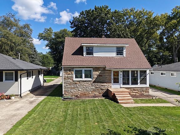 3rd image of 308 Birch Rd