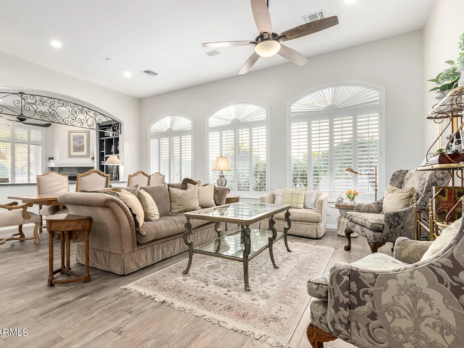 3 bed, 4.5 bath, 2823 sqft, $11,000 — Photo 4