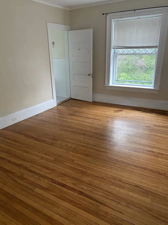 1 bed, $1,700 — Photo 1
