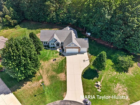 3rd image of 7827 Queenie Ct