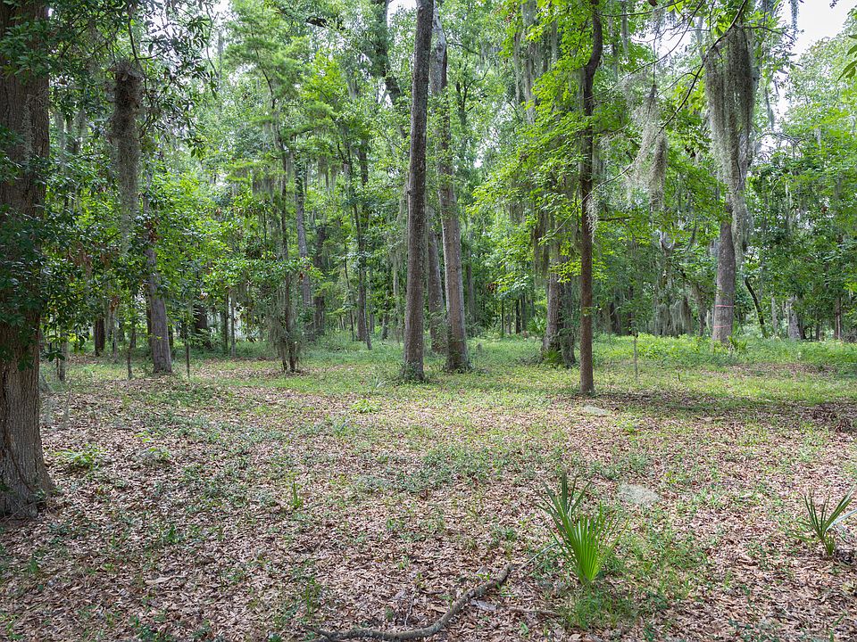 1st image of 232 De La Gaye Poin