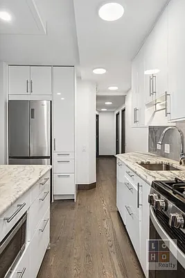 Rented by LoHo Realty | media 7