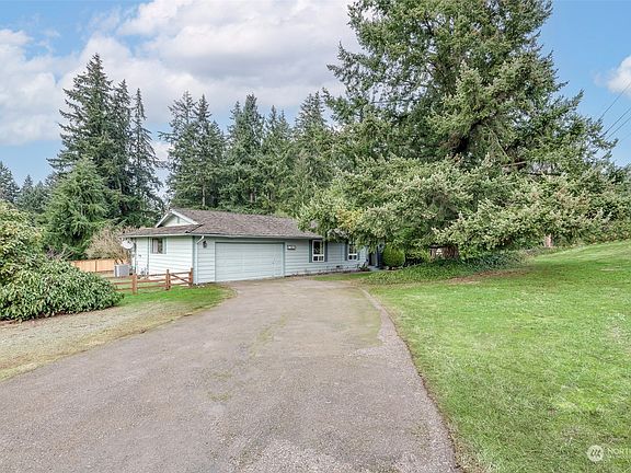 2nd image of 8922 48th Avenue E