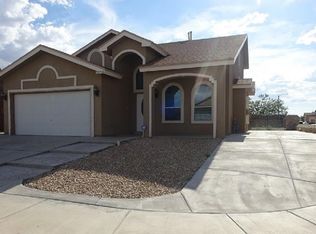 3251 Gold Point Dr, El Paso, TX 79938