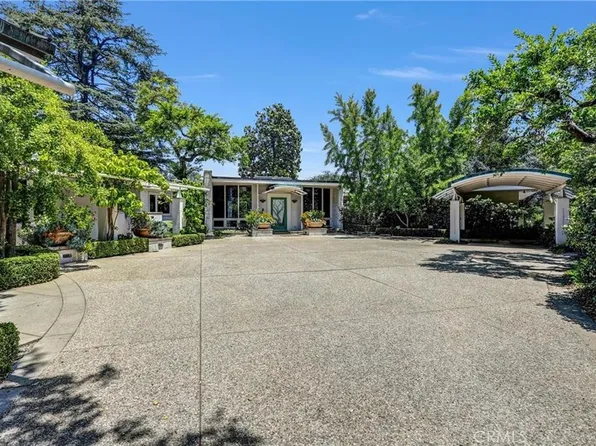 935 Hillcrest Pl, Pasadena, CA 91106