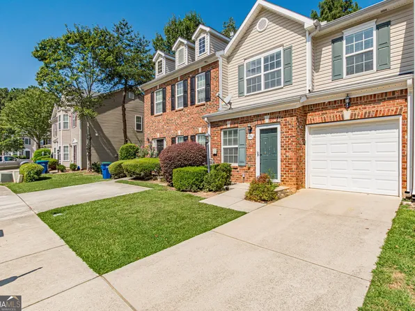 2746 Rocky Ct, Atlanta, GA 30349