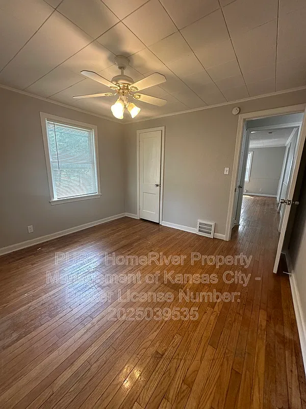 3 bed, 1.5 bath, 1316 sqft, $1,450 — Photo 4