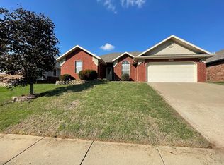 3853 W Rockwood St, Springfield, MO 65807