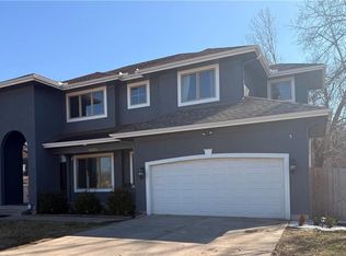 5221 Swartz Rd, Kansas City, KS 66106