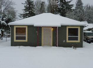 728 SW Douglas St, Mill City, OR