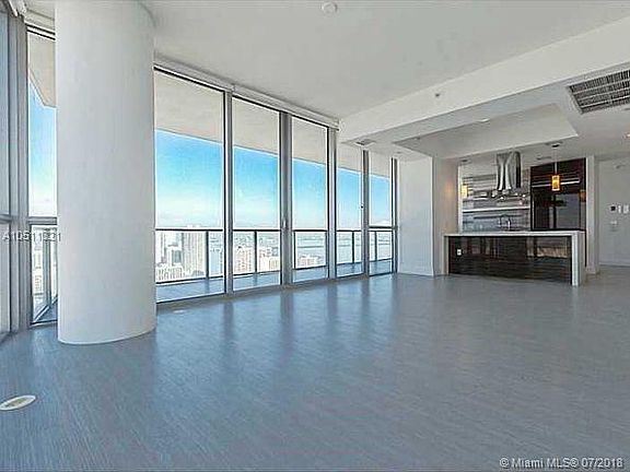 4th image of 1100 Biscayne Blvd Unit 4805