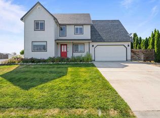 1542 12th St, Benton City, WA 99320