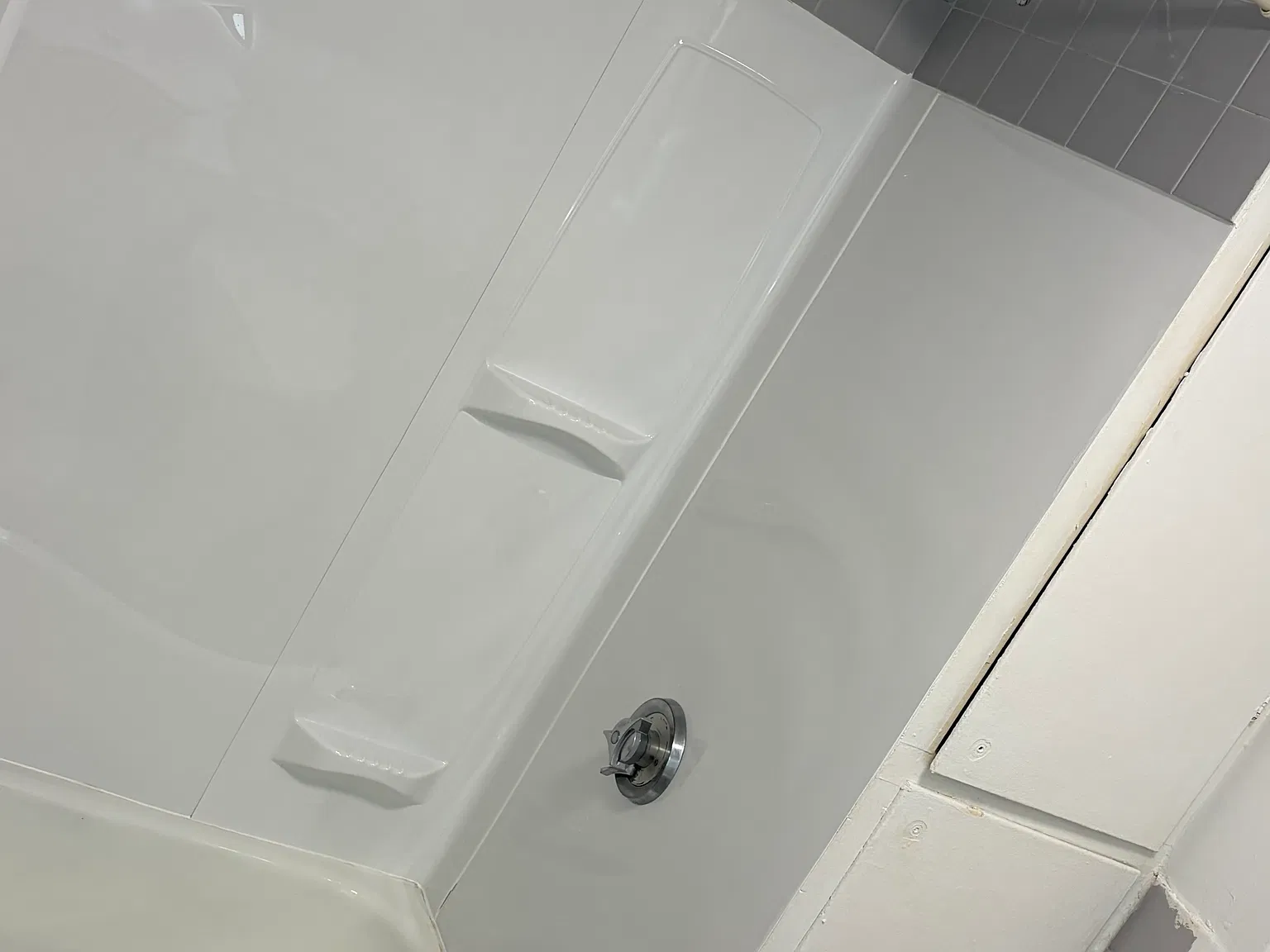 3 bed, $2,300 — Photo 4