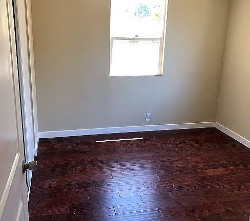 4th image of 1608 Glenford Ave