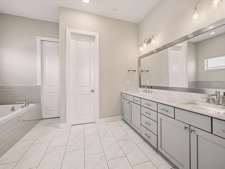 5912 E Post Oak Ln — Photo 15