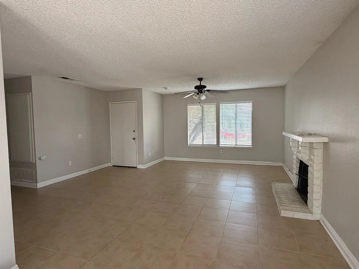 14243 Perham Ct, Moreno Valley, CA 92553 | Beautiful Moreno Valley Home Offering Comfort, Space &... — Photo 4