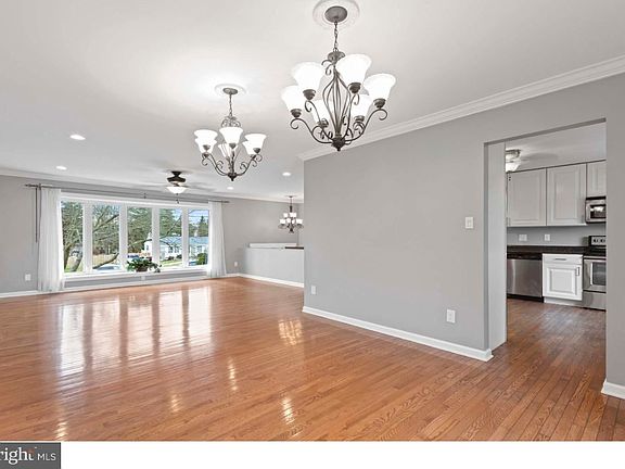 3rd image of 109 Victor Ave