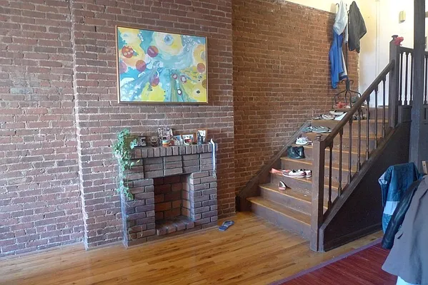 Rented by America Mecca Realty LLC | media 34